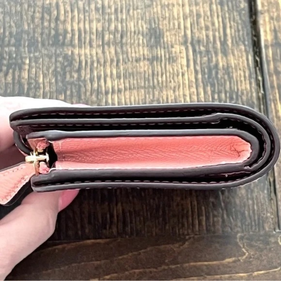 Coach Medium Corner Zip Wallet Pink w Card Saffiano Pebbled Leather w Gold NEW - Picture 5 of 8